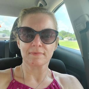 Meet your Posher, Bobbi